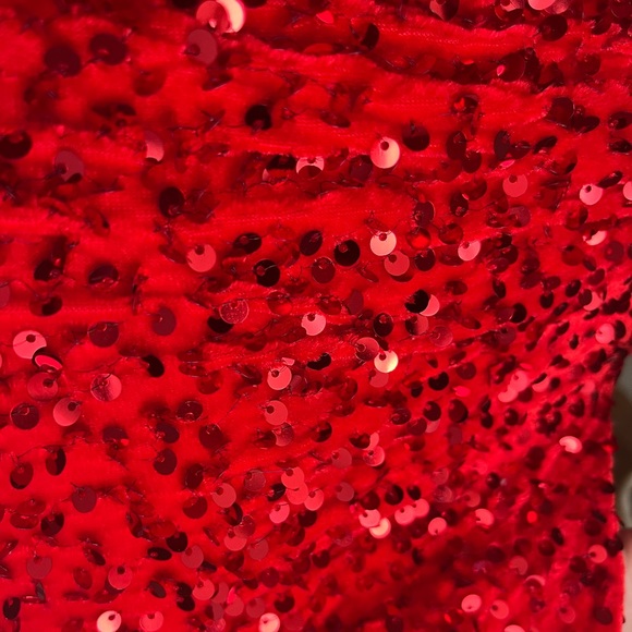 Bright Red Mermaid Glitter One-Shoulder Backless Prom Dress With Sequins - Picture 4 of 9